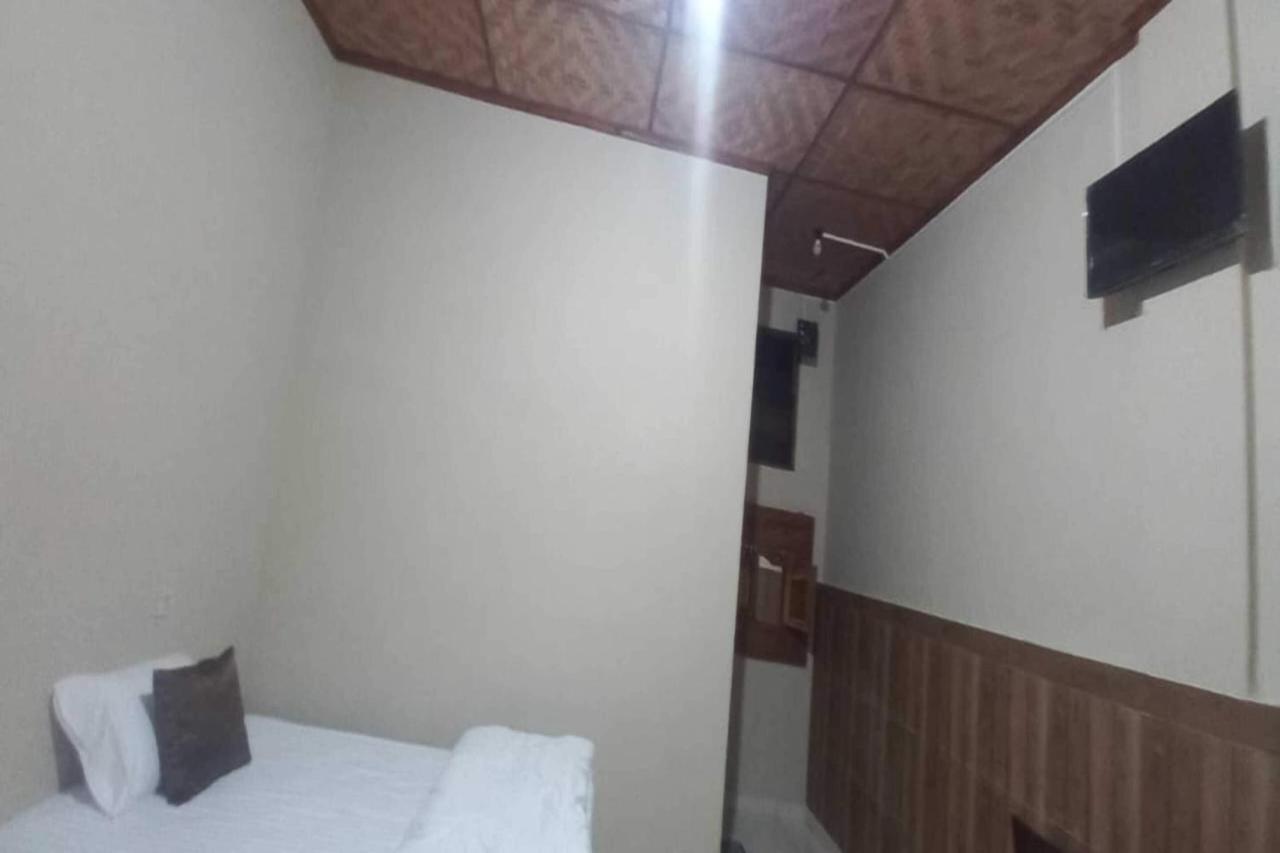 Oyo 92629 Pondok Kawandya Karanganyar  Екстер'єр фото