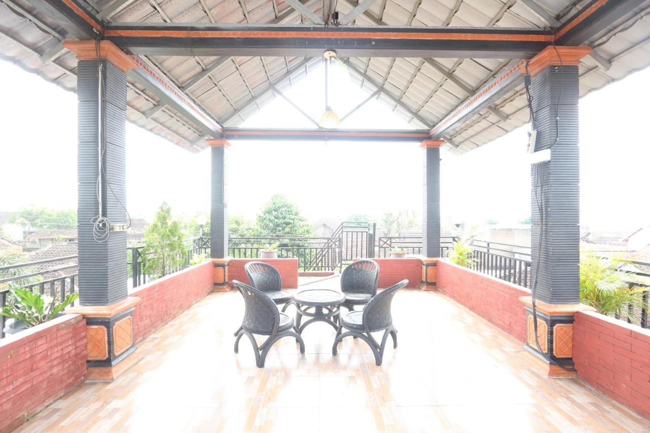Oyo 92629 Pondok Kawandya Karanganyar  Екстер'єр фото
